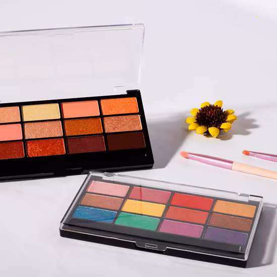 Paleta de sombras metálicas de alta pigmentação